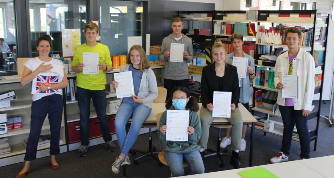 Cambridge Certificates für sieben Petrinum-Schüler