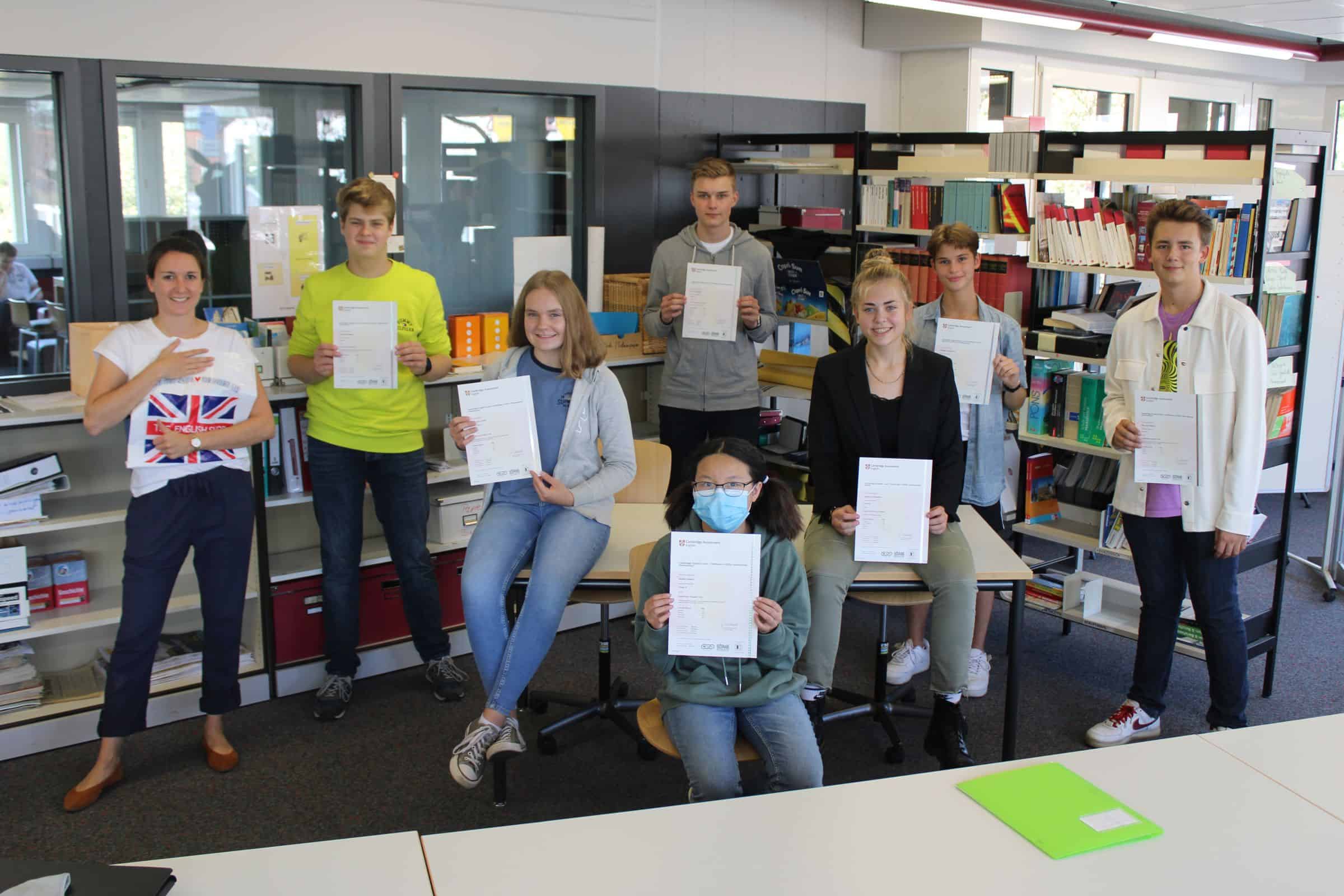 Cambridge Certificates für sieben Petrinum-Schüler
