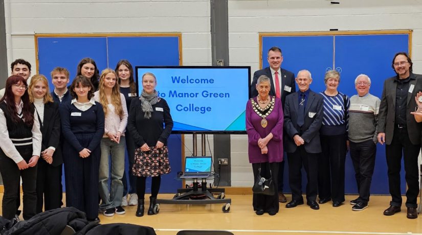 Auslandspraktika am Manor Green College in Crawley (England)