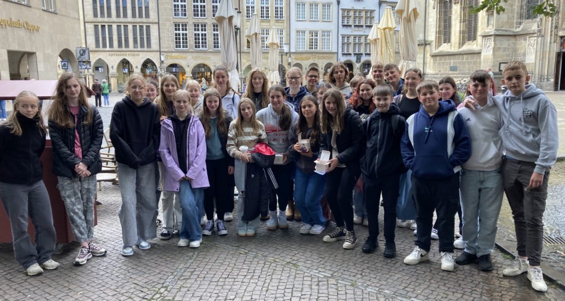Über eine Generation Schüleraustausch des Gymnasium Petrinum mit der Ballyclare High School Nordirland