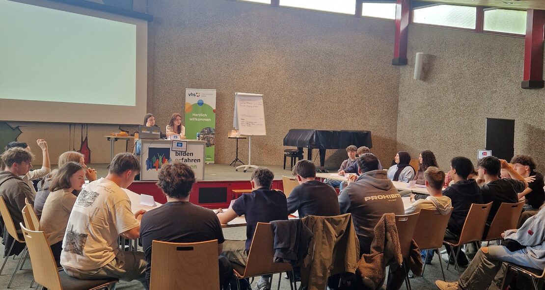 Planspiel h.e.l.p. in der EF
