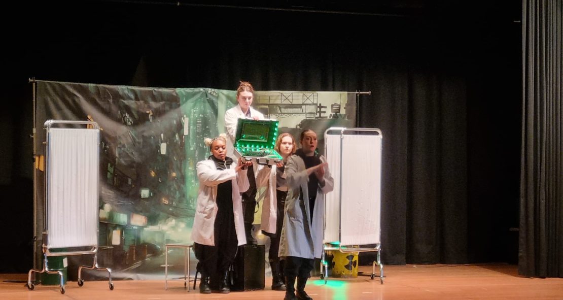 Das „White Horse Theatre“ zu Gast am Petrinum